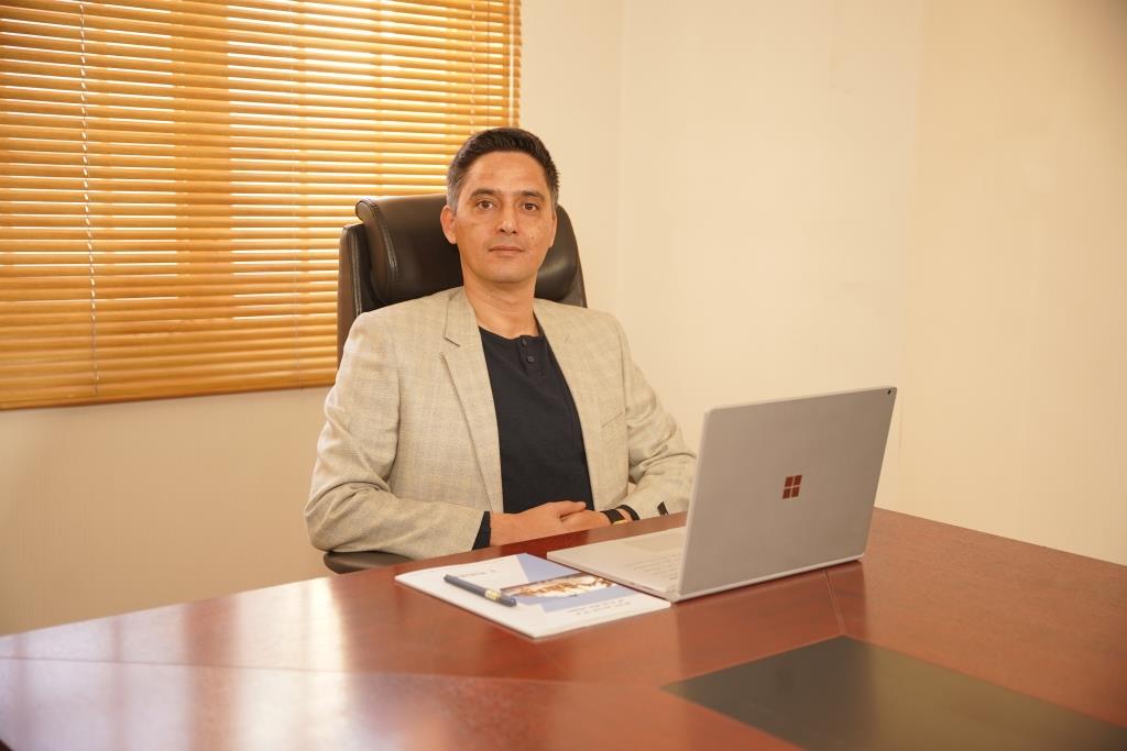 همکار چهاردهم